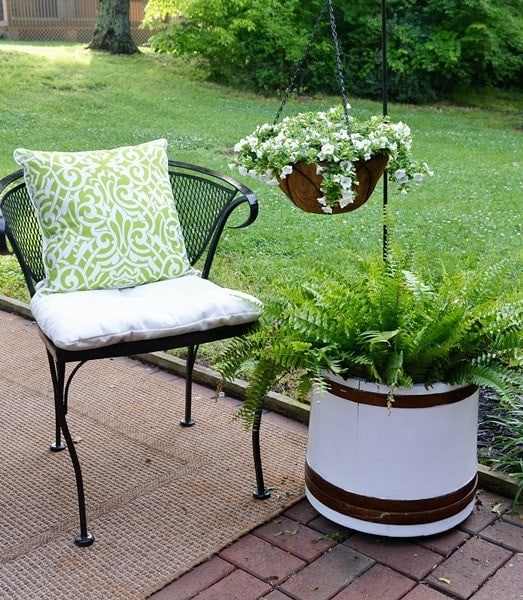 wooden_barrel_planter wooden_barrel_planter