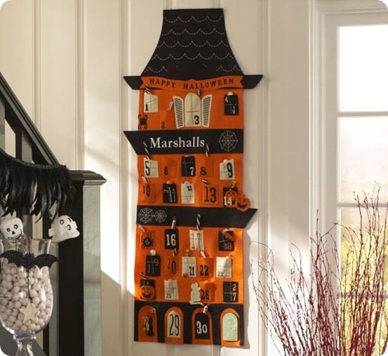 Halloween House Countdown Calendar
