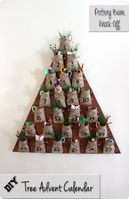 Christmas Tree Advent Wall Décor