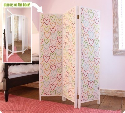 Girls Changing Screen with Mirrors