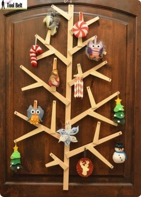 Wooden Wall Christmas Tree
