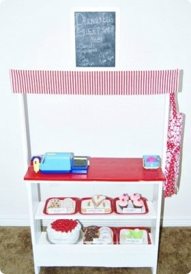 Encourage Your Kids’ Imagination with a Play Stand