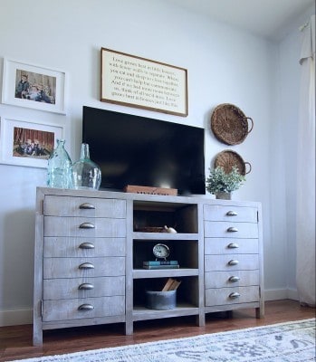 Media Console Modern Style