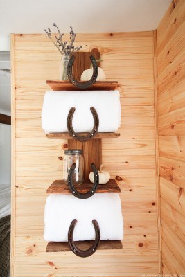 Rustic Decor Horseshoe Shelf