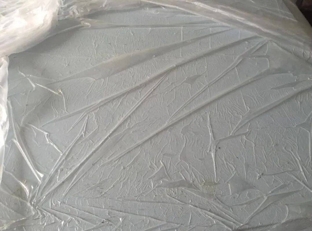 DIY Weathered Oak Table Inspired by Restoration Hardware plastic wrap