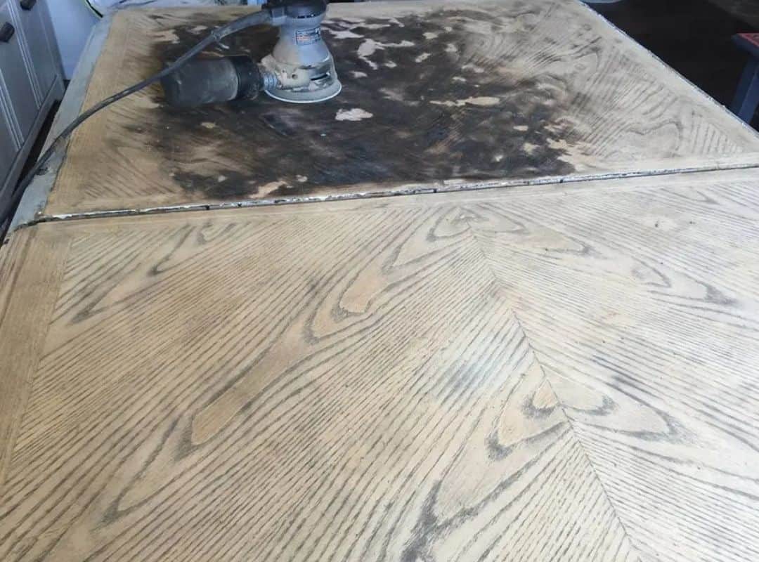 DIY Weathered Oak Table Inspired by Restoration Hardware sanding