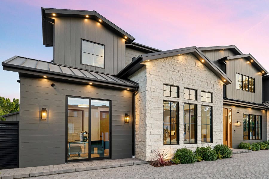 windows complement homes style hdr