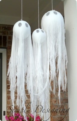 Not-So-Spooky Hanging Ghosts