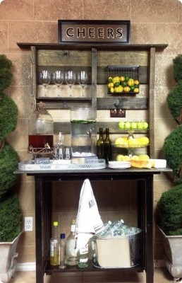 Curbside Pallet to Outdoor Beverage Station