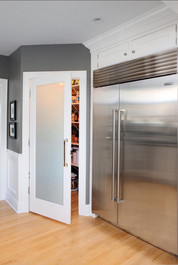 9 Ideas for the Perfect Pantry Door