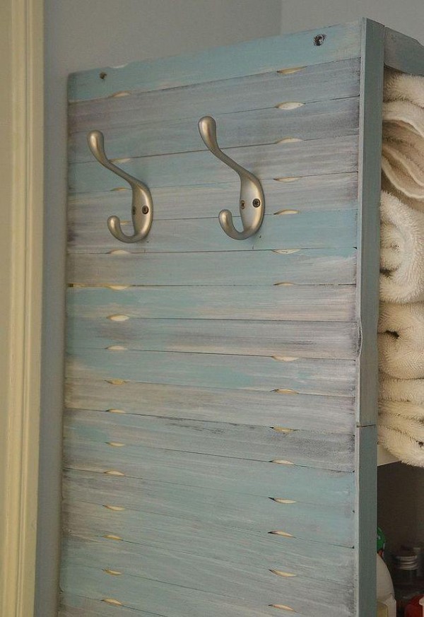 18 Dazzling Designs Using Paint Sticks