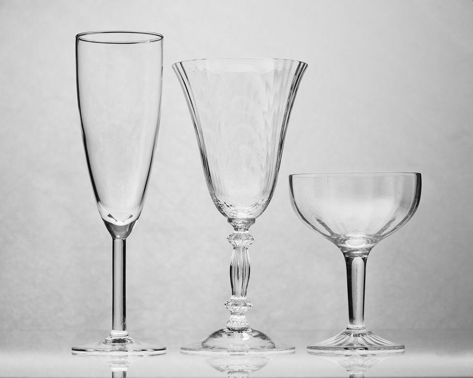 How To Pick And Display Glassware Like The Pros