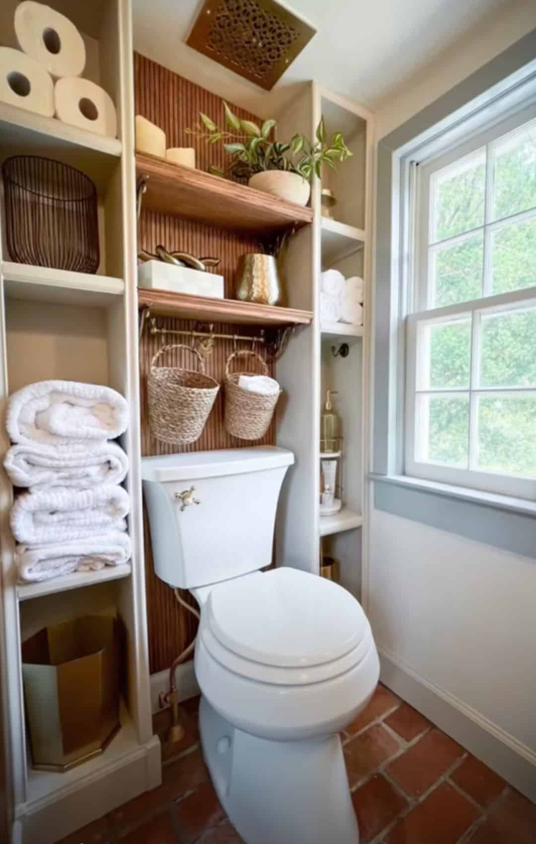 Genius DIY Built Ins to Upgrade Your Tiny Bathroom