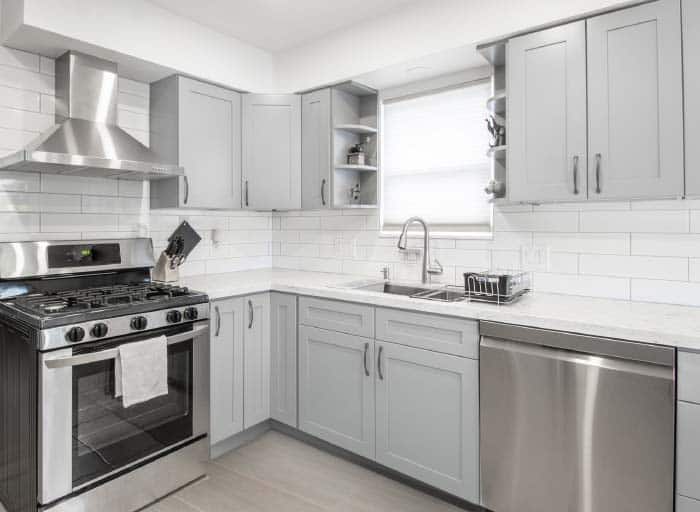 Benjamin Moore Silver Chain Review An Elegant Gray of All Times Benjamin Moore Silver Chain Review An Elegant Gray of All Times