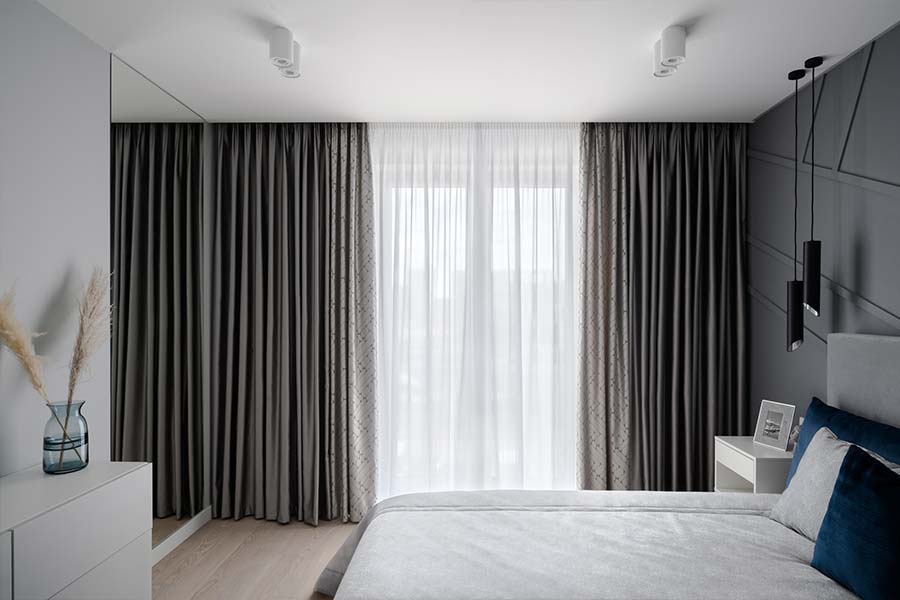 heavy curtains in bedroom