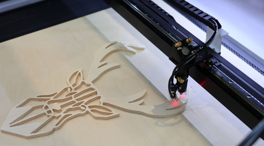 laser wood cutting in progress